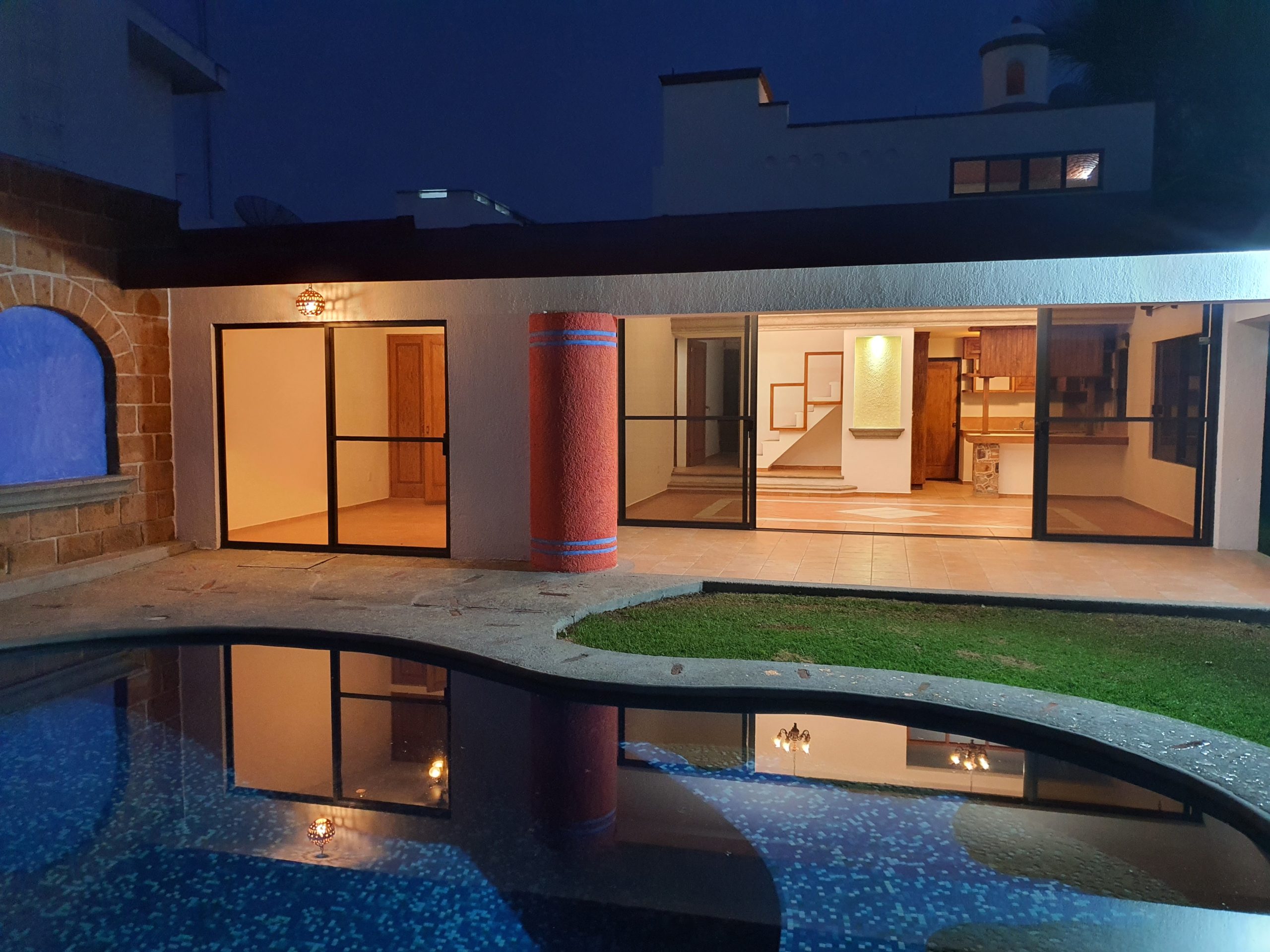 Renca casa cocoyoc CASA EN LOMAS DE COCOYOC